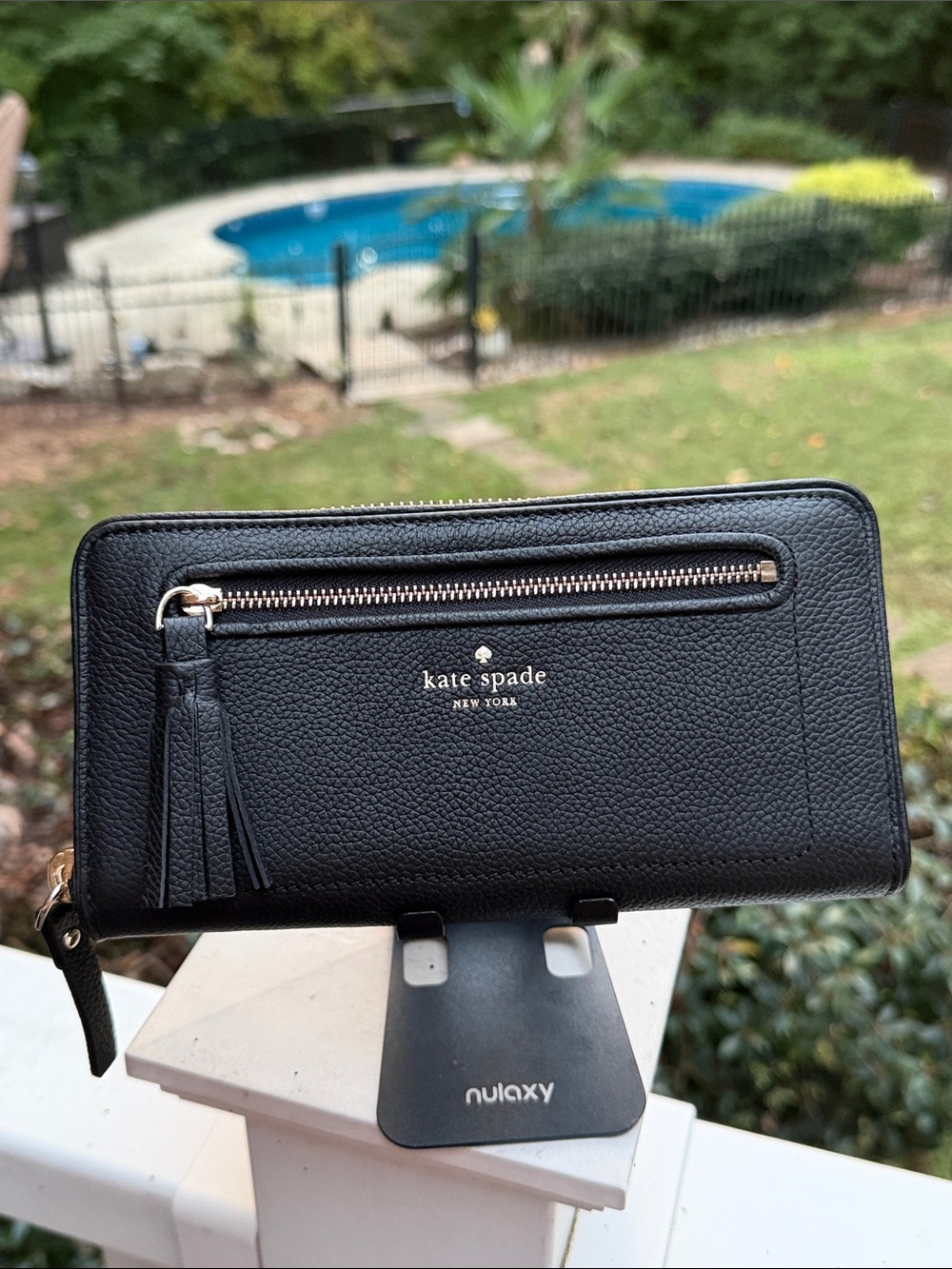 kate spade Neda Chester Street Black Pebbled Leather Zip Wallet with Tassel NWT